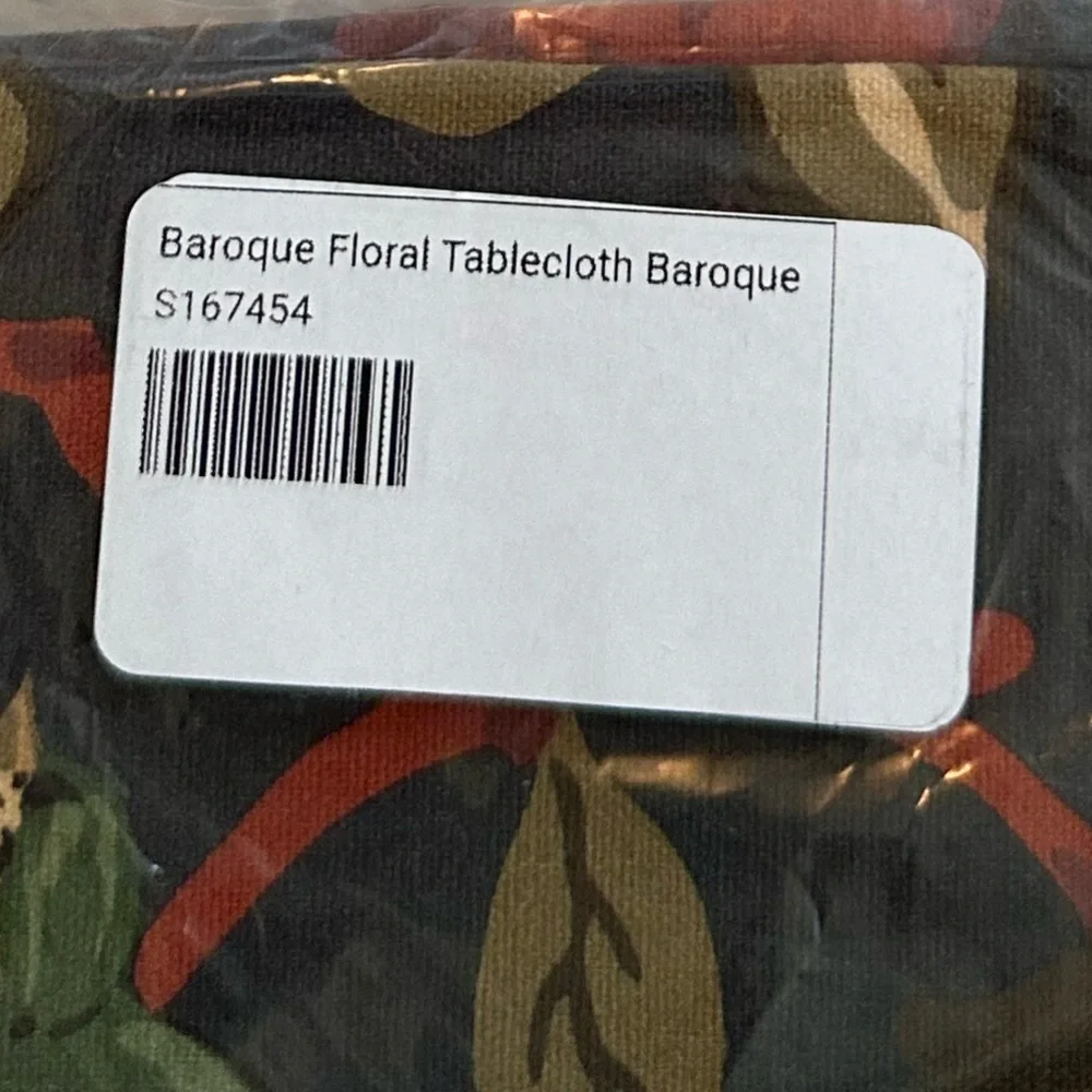 TUCKERNUCK HOME Baroque Floral Tablecloth NWT